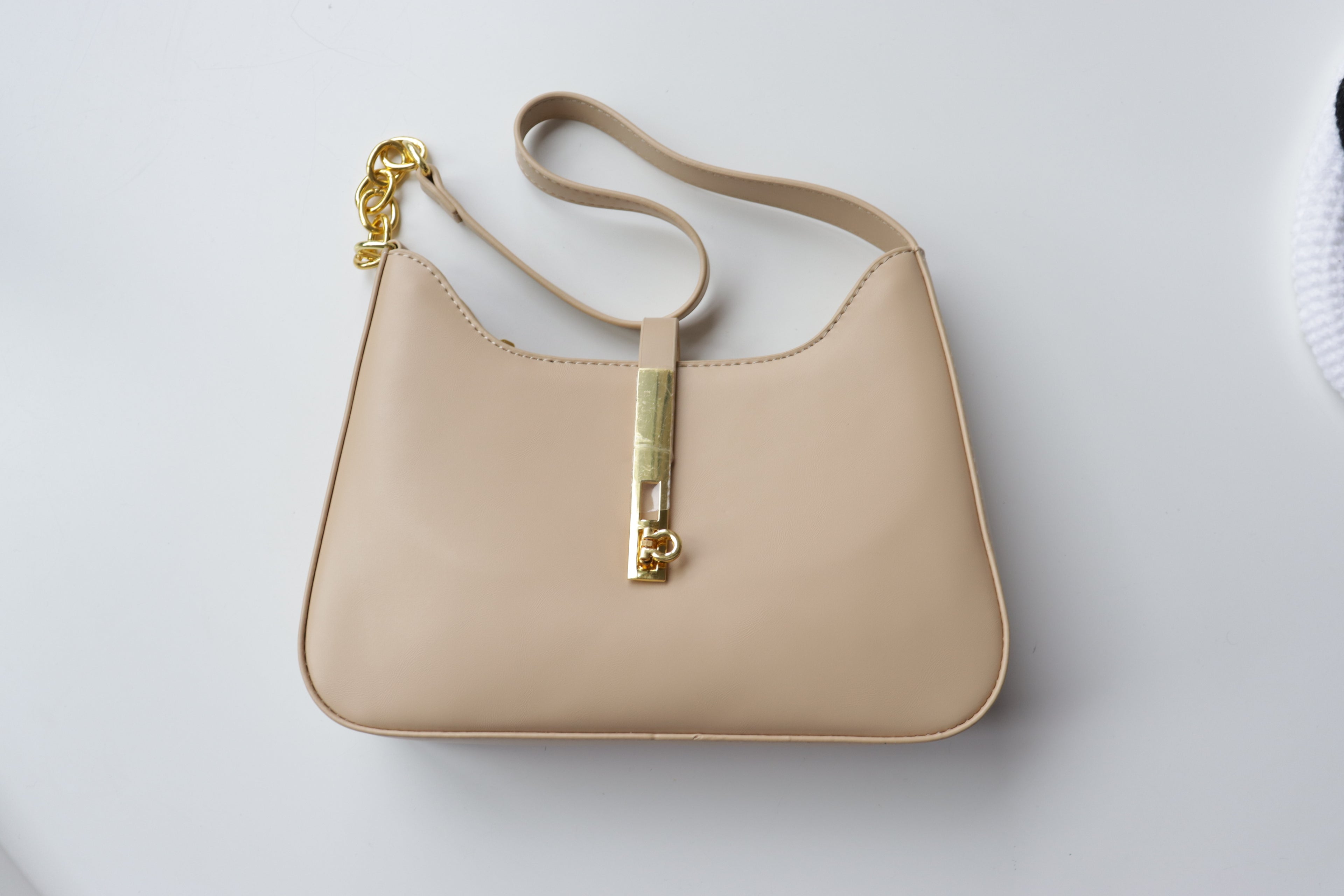 Minimalist Gold Accent Shoulder Bag – Beige, White, Black & Brown